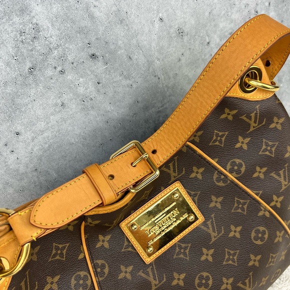 🌵Louis Vuitton Galliera PM Monogram🌵 - Picture 8 of 16